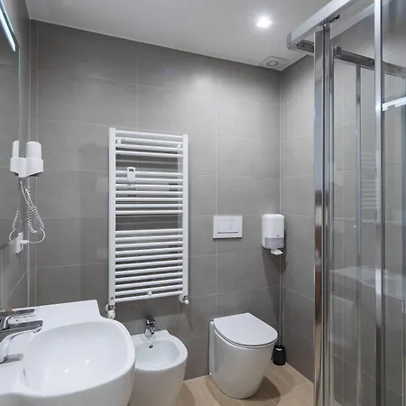 Hotel Excelsior 3*