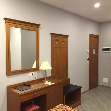 Excelsior Hotel 3*