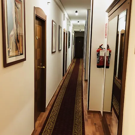 Excelsior Hotel Pavía