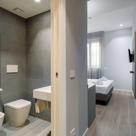 Excelsior Hotel 3*