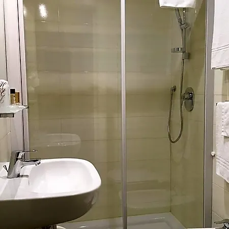 Excelsior Pavía